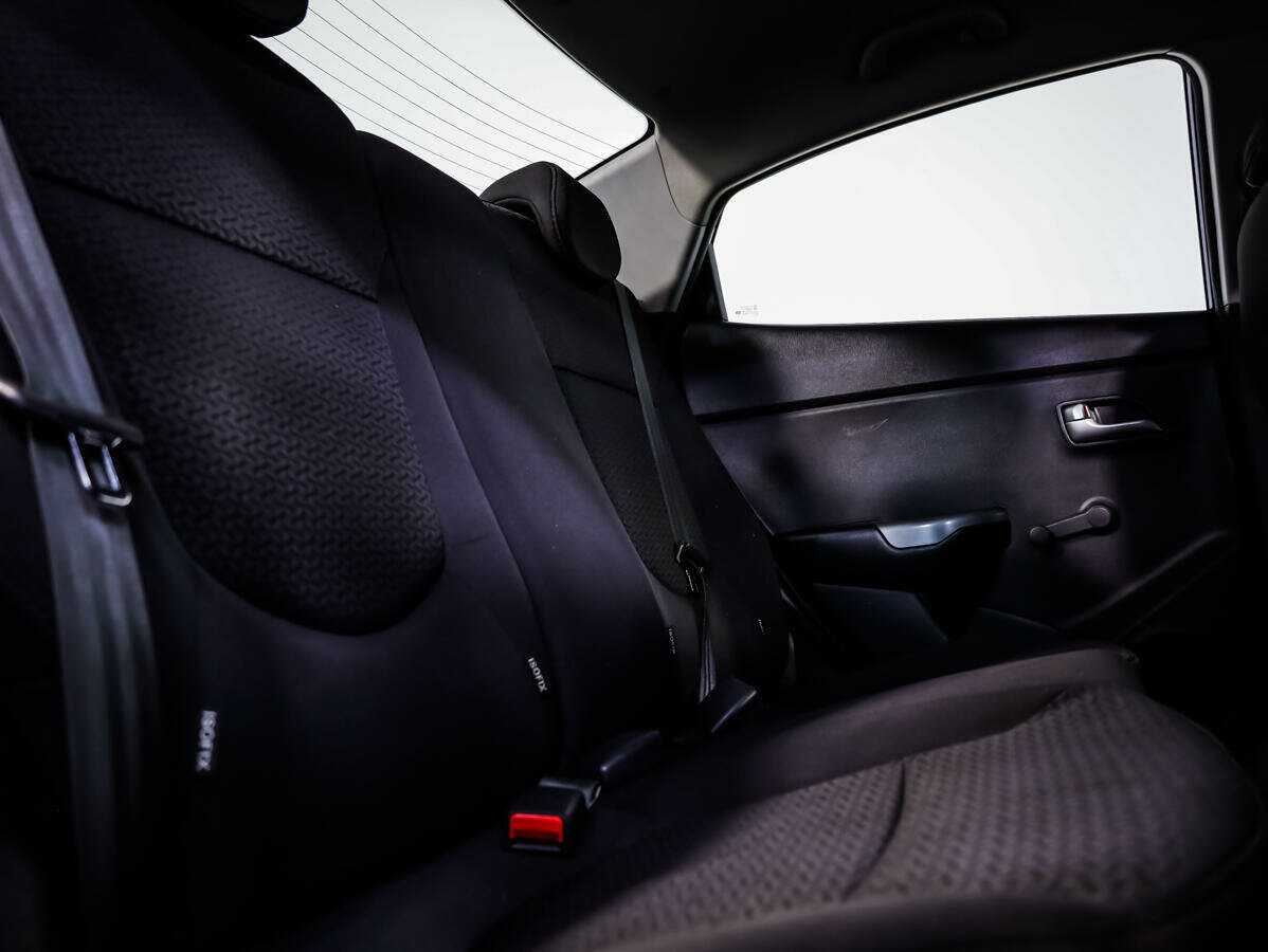 Kia Rio с пробегом — 2015 год. Фото: #11