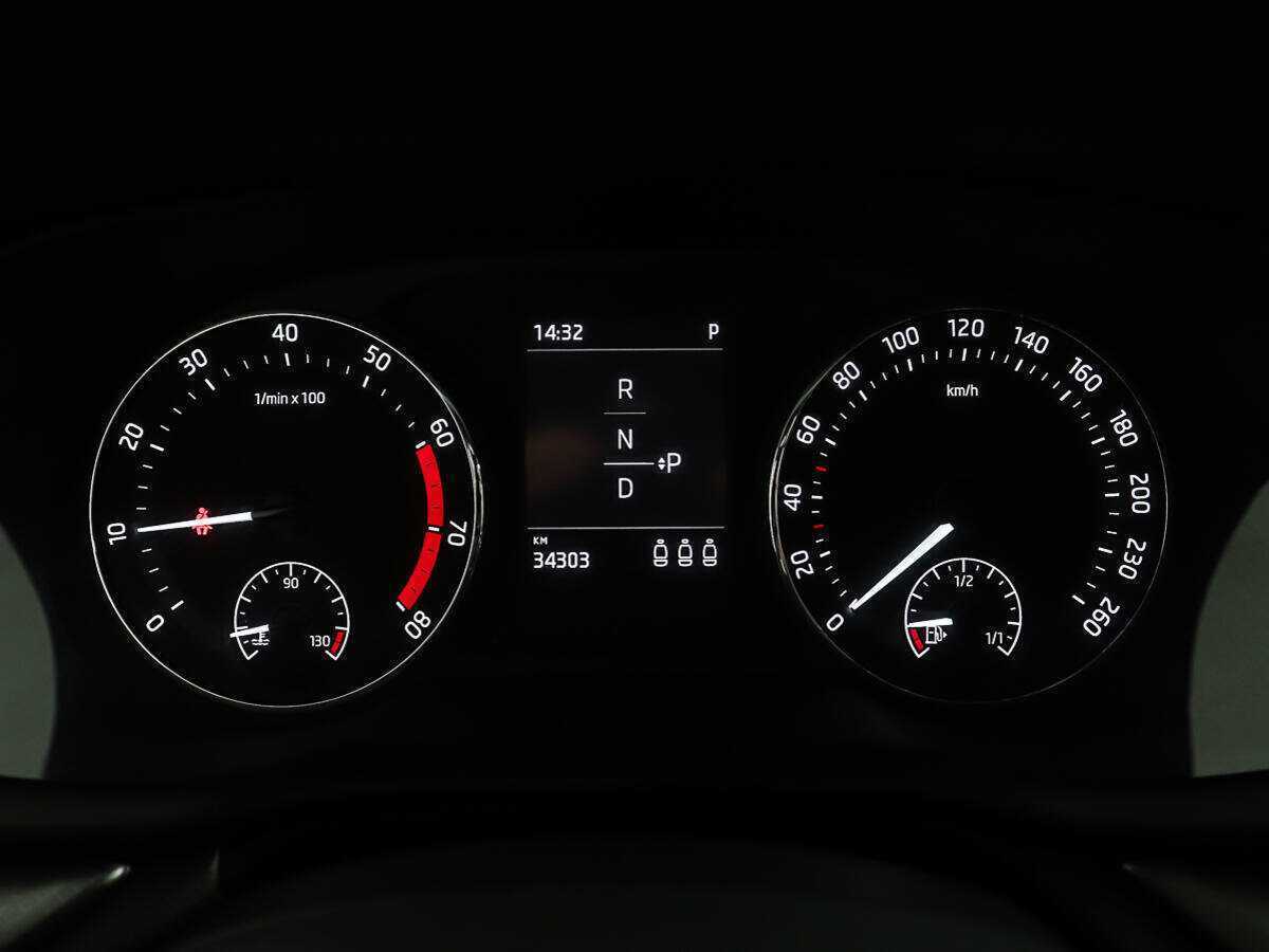 Skoda Octavia с пробегом — 2021 год. Фото: #12