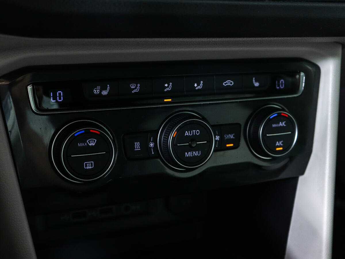 Volkswagen Tiguan с пробегом — 2018 год. Фото: #15