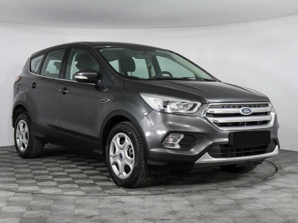 Ford Kuga с пробегом — 2017 год. Фото: #2