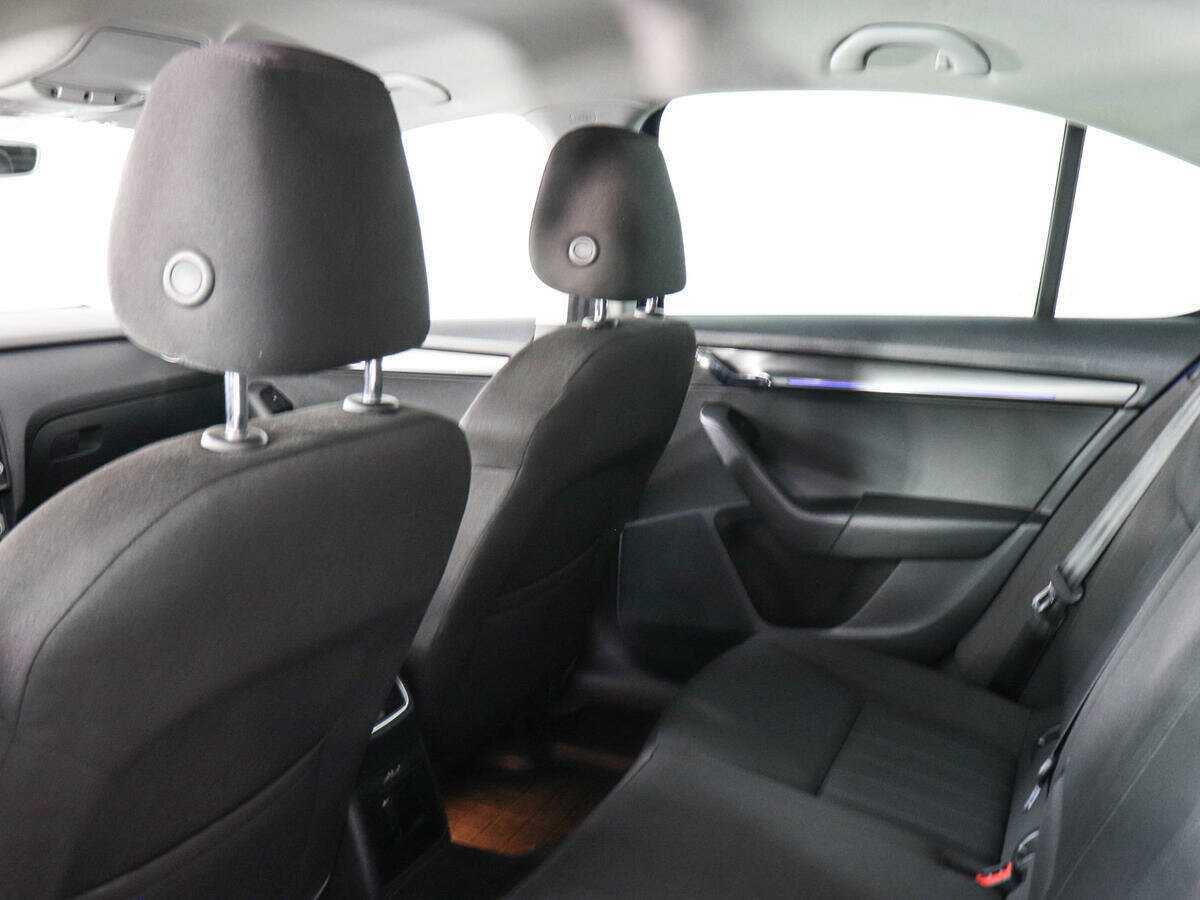 Skoda Octavia с пробегом — 2018 год. Фото: #11