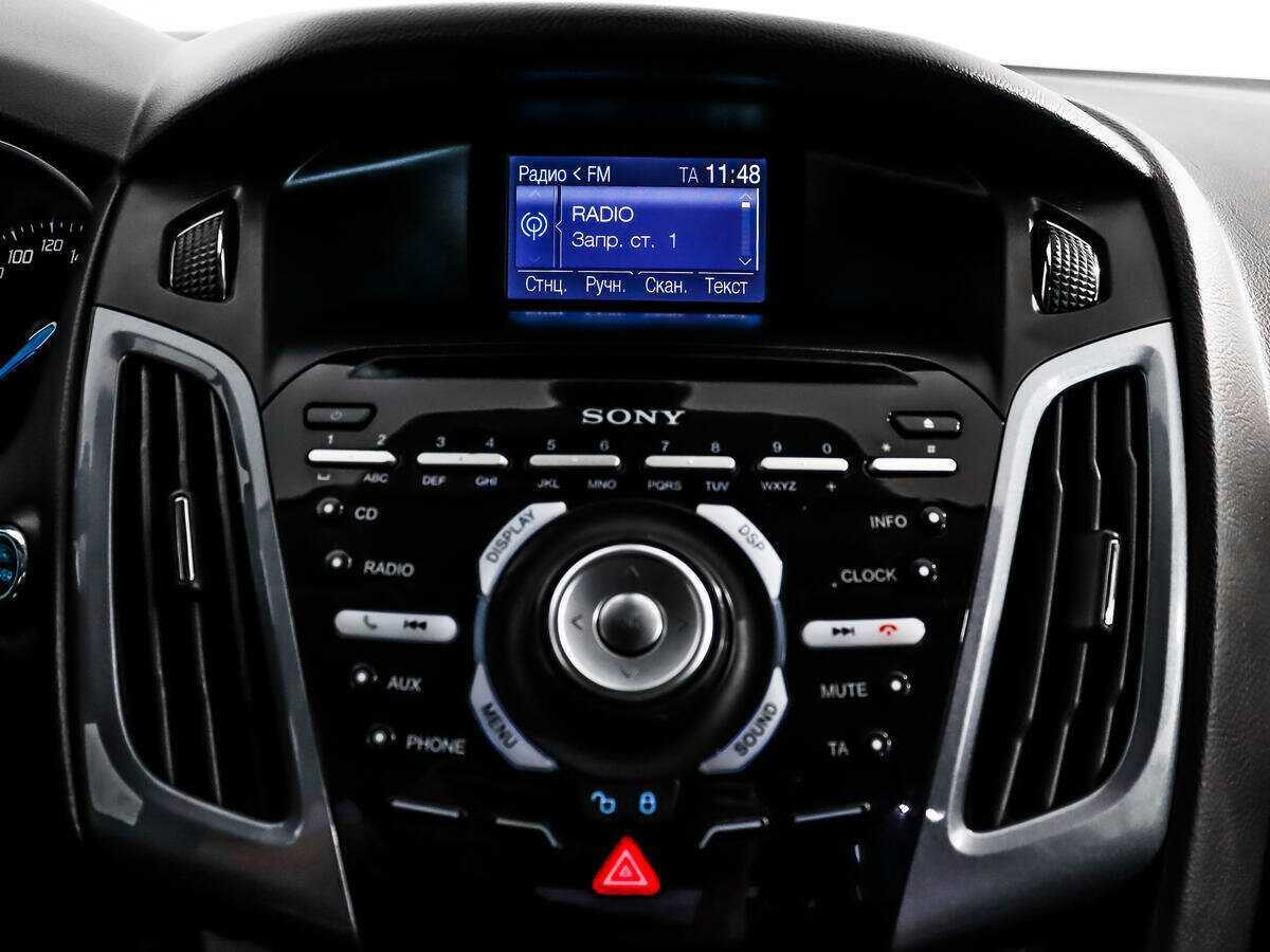 Ford Focus с пробегом — 2012 год. Фото: #10