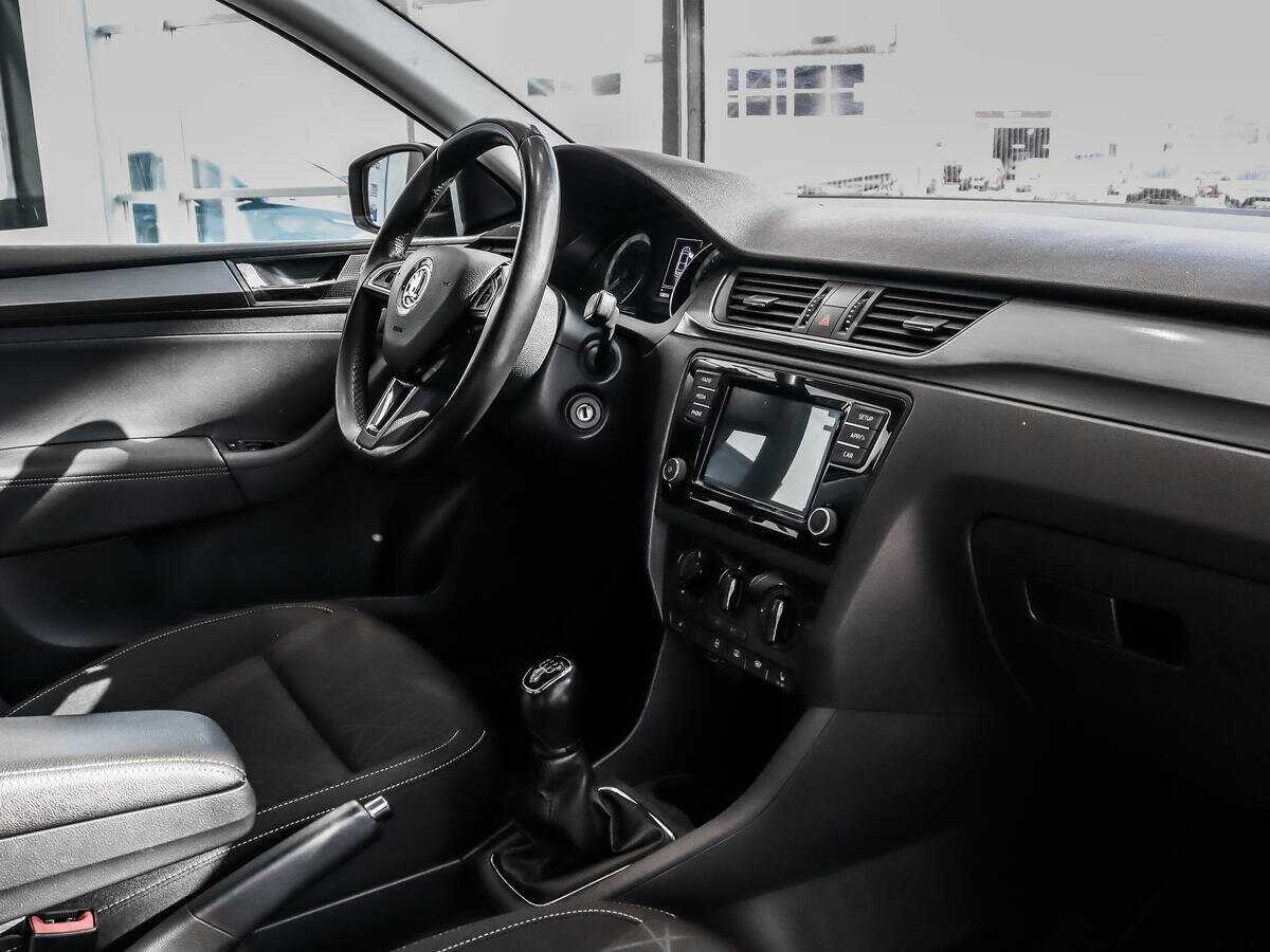 Skoda Rapid с пробегом — 2019 год. Фото: #9