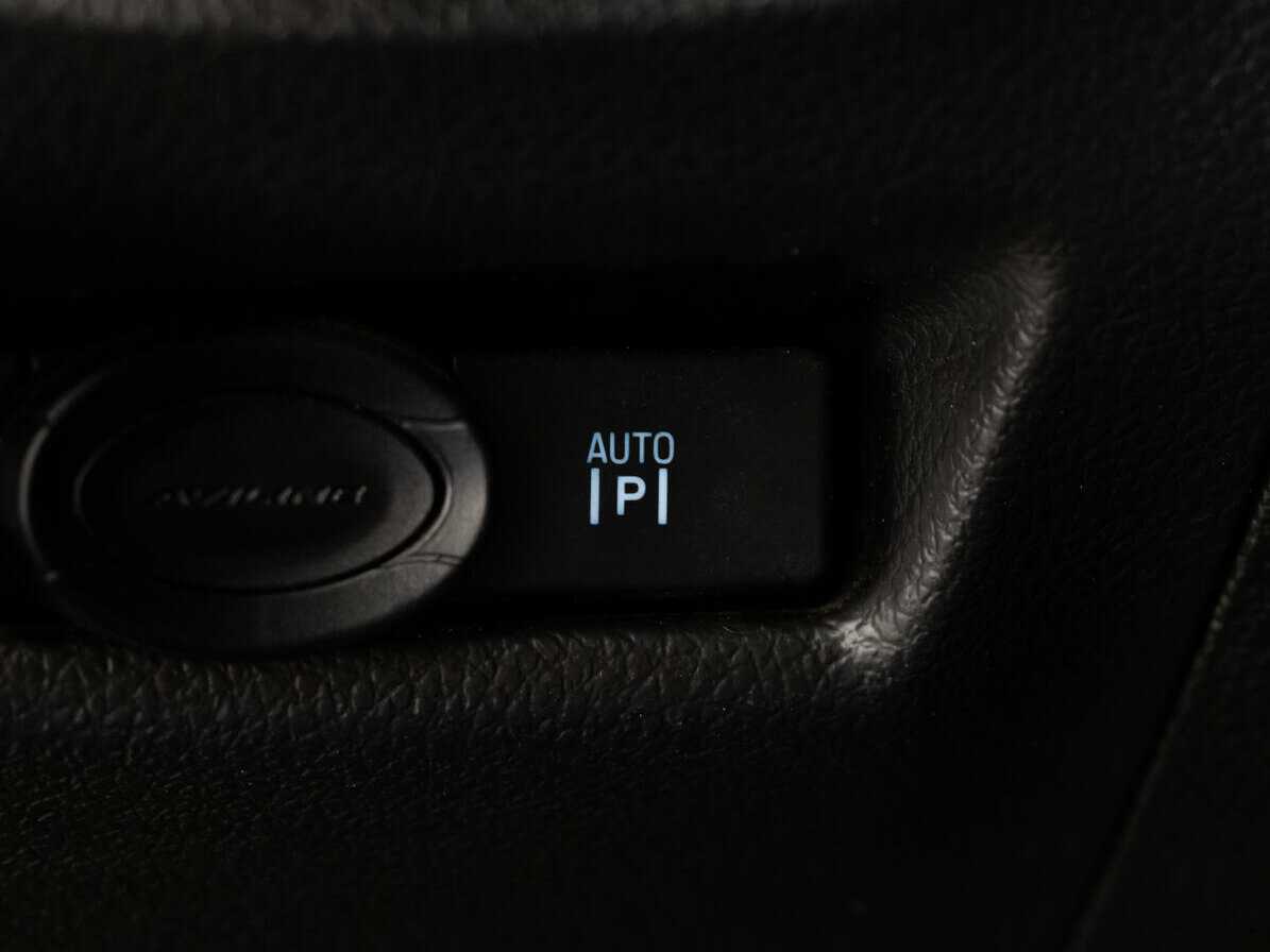 Ford Explorer с пробегом — 2014 год. Фото: #22