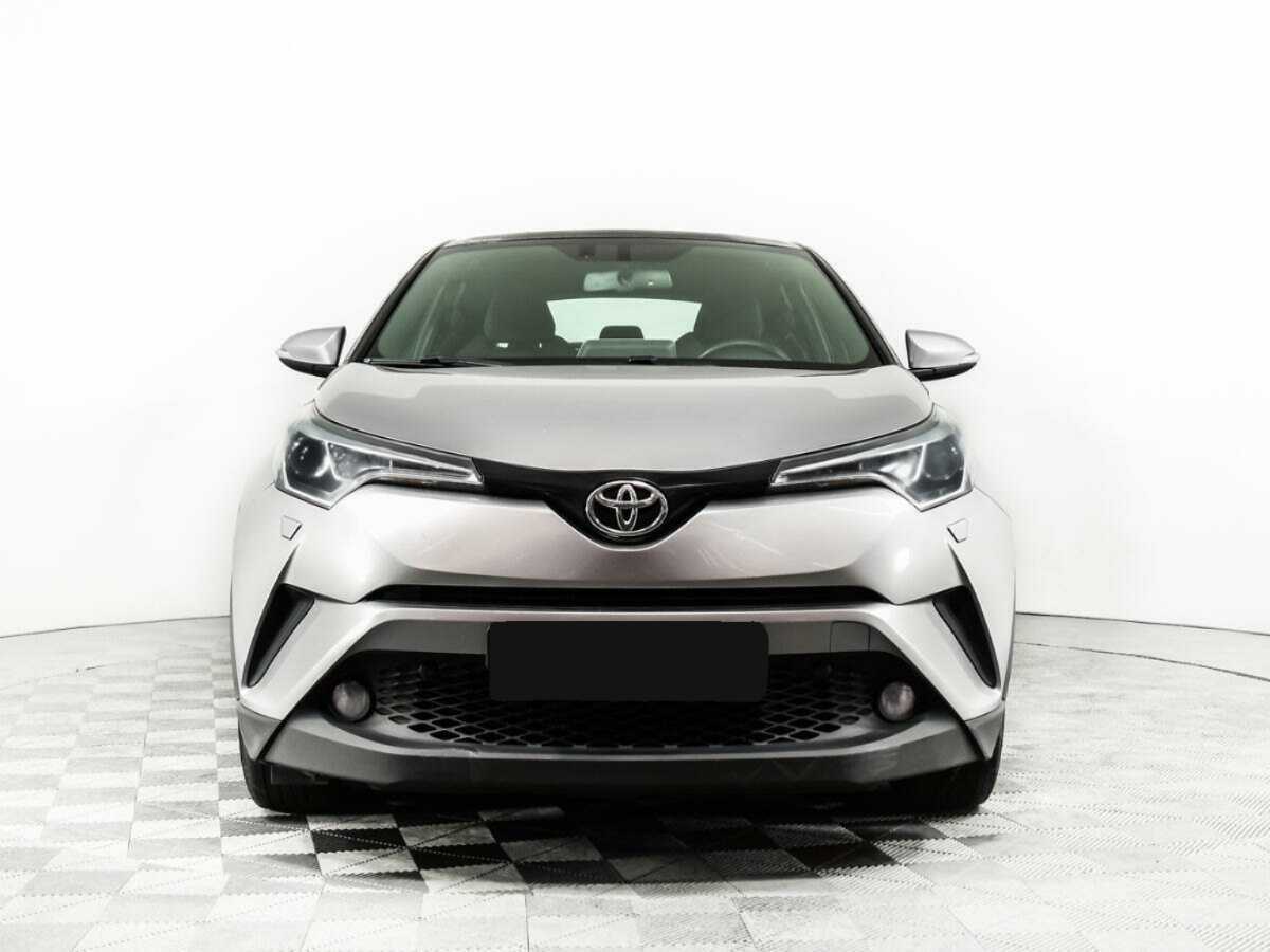 Toyota C-HR с пробегом — 2019 год. Фото: #1