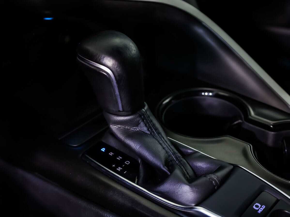 Toyota Camry с пробегом — 2021 год. Фото: #14