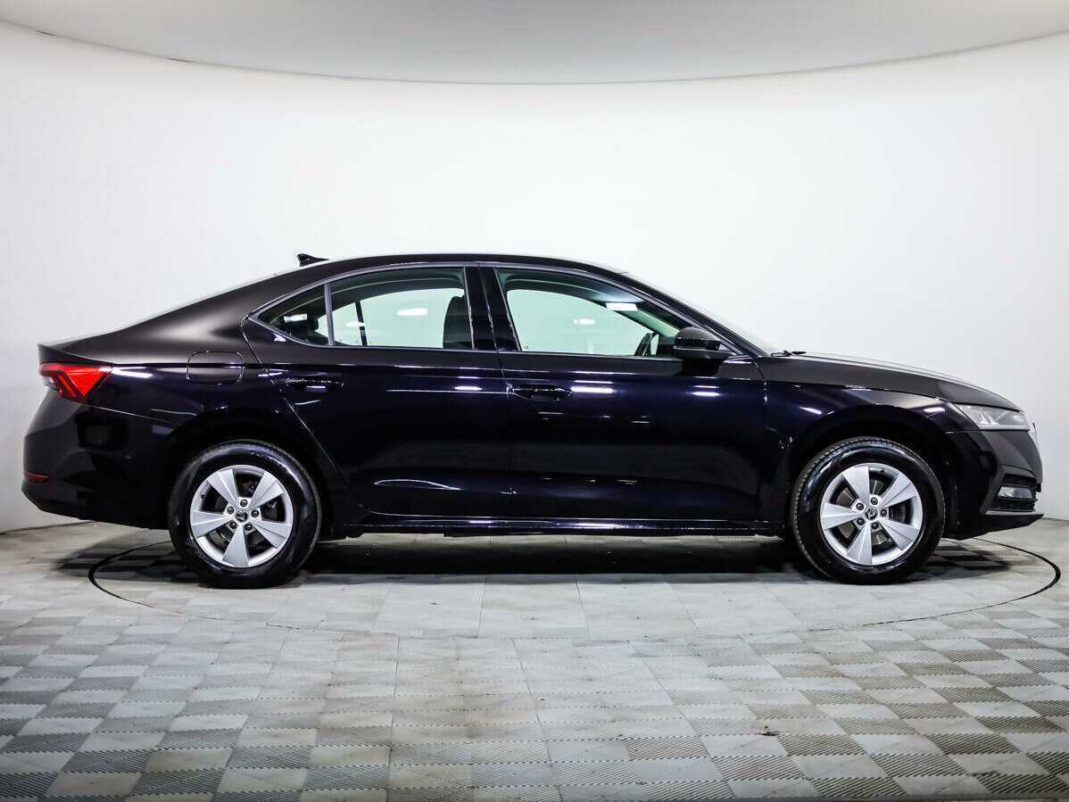 Skoda Octavia с пробегом — 2021 год. Фото: #2