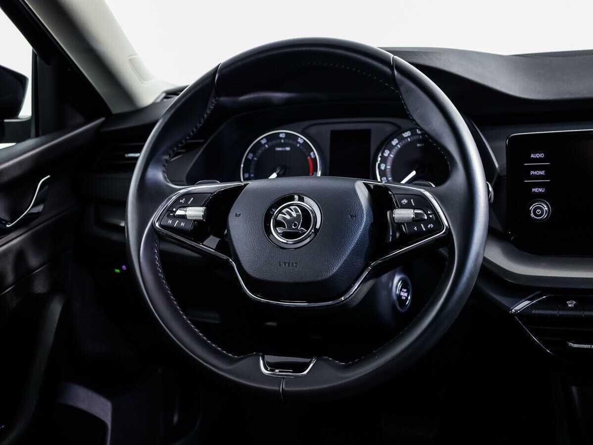 Skoda Octavia с пробегом — 2021 год. Фото: #9