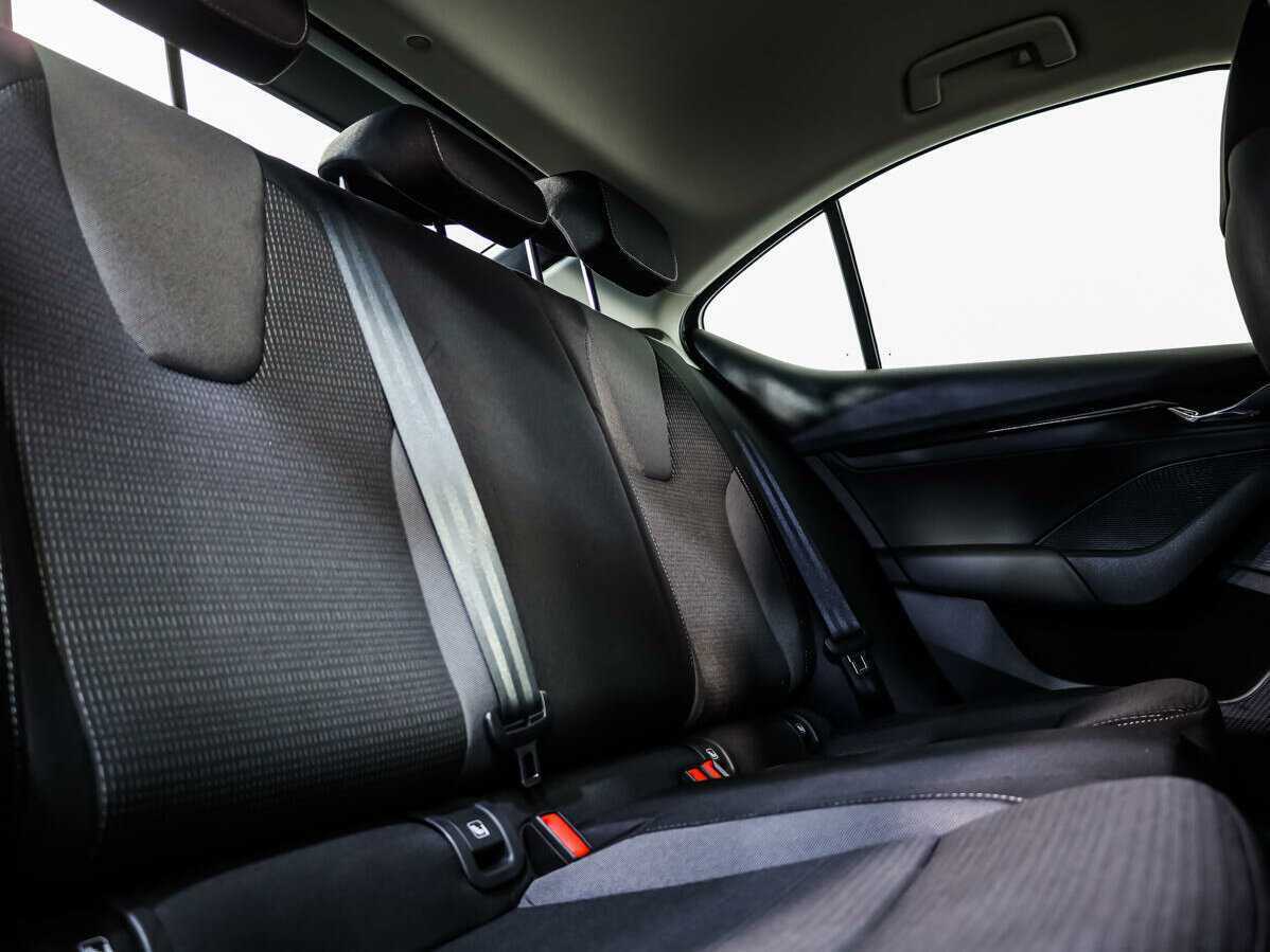 Skoda Octavia с пробегом — 2021 год. Фото: #11