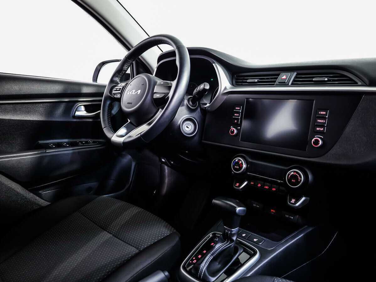 Kia Rio с пробегом — 2021 год. Фото: #7