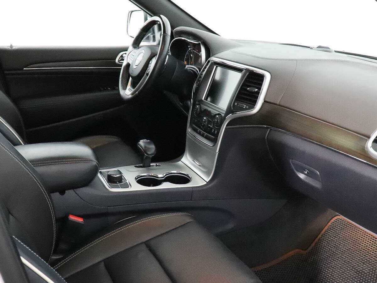 Jeep Grand Cherokee с пробегом — 2014 год. Фото: #8