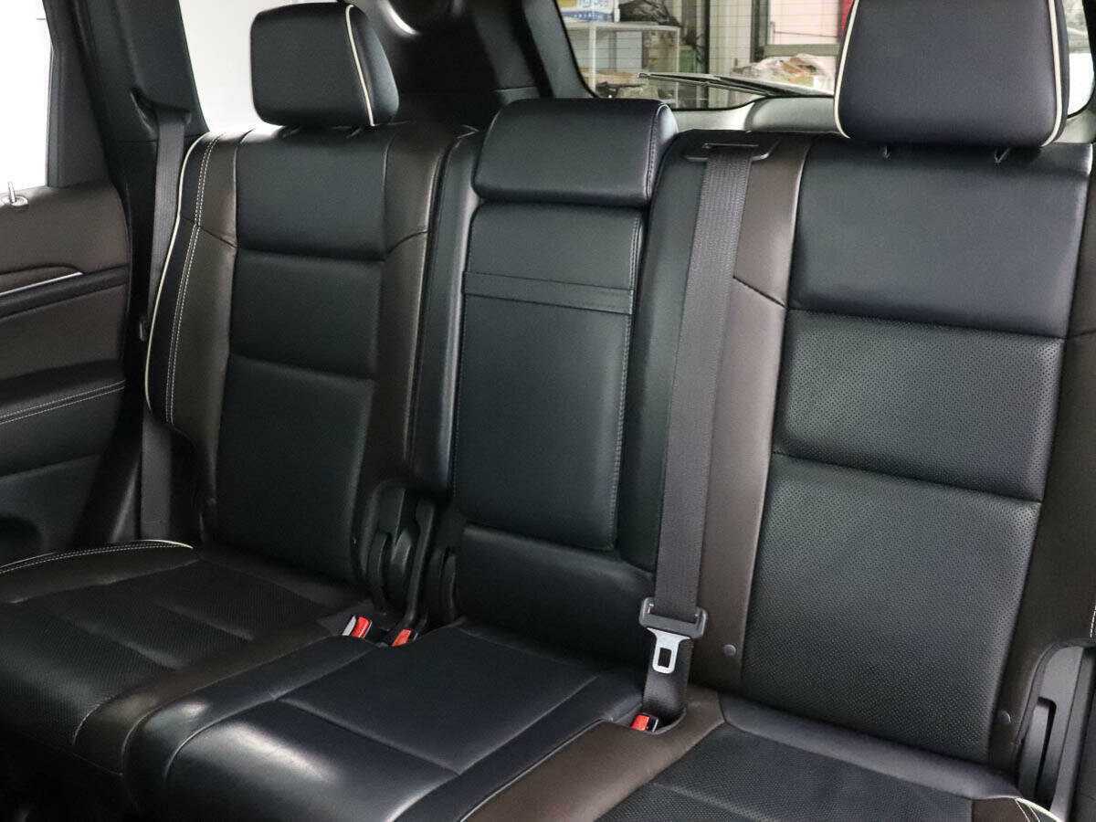 Jeep Grand Cherokee с пробегом — 2014 год. Фото: #13