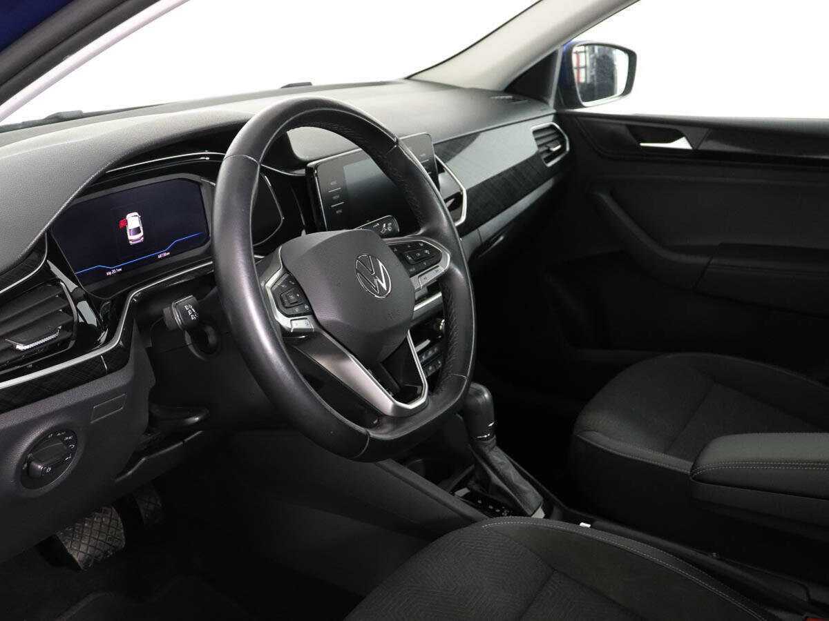 Volkswagen Polo с пробегом — 2020 год. Фото: #6