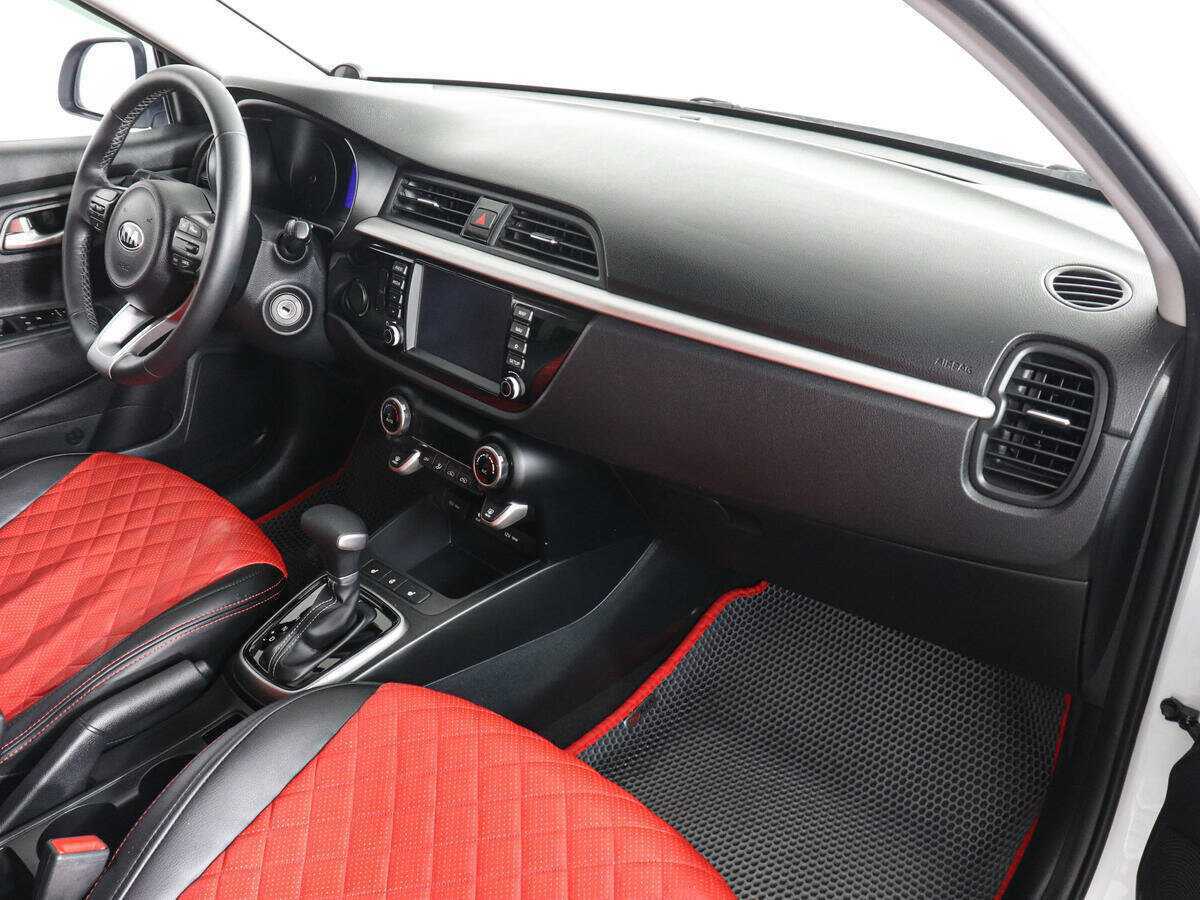Kia Rio с пробегом — 2020 год. Фото: #7