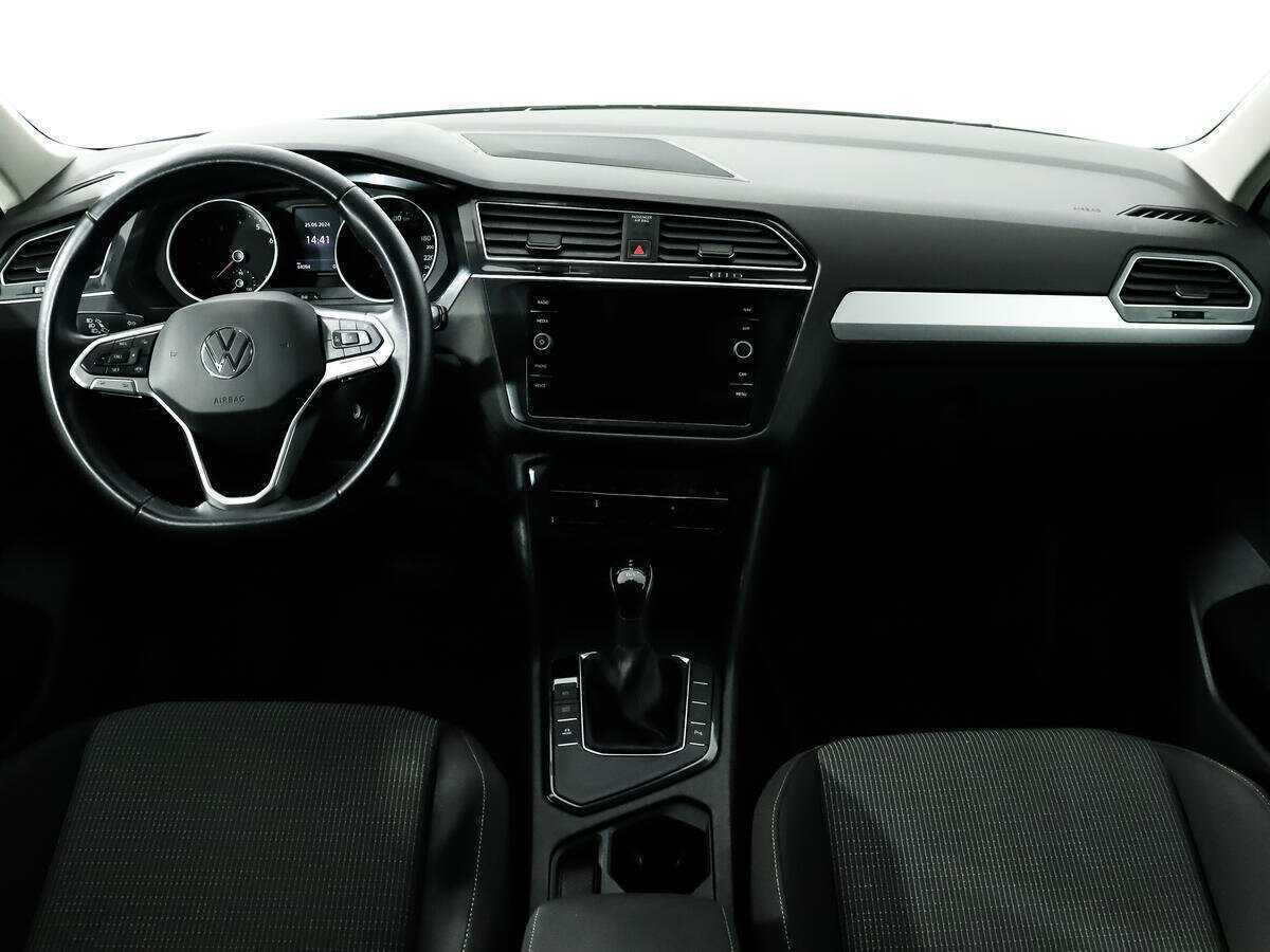 Volkswagen Tiguan с пробегом — 2021 год. Фото: #9
