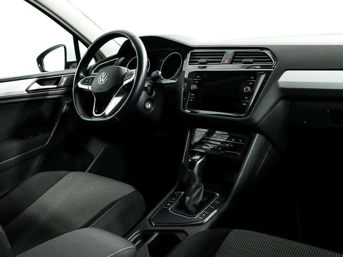 Volkswagen Tiguan с пробегом — 2021 год. Фото: #10