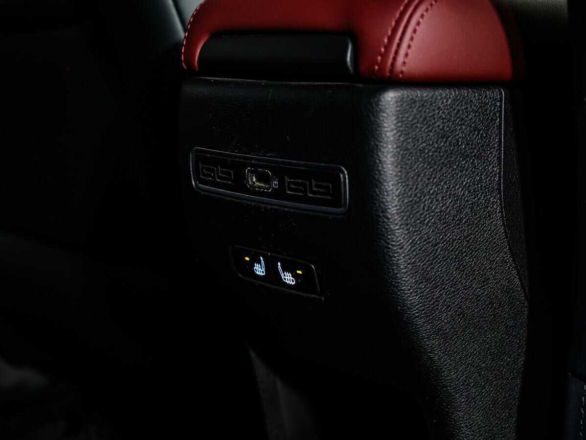 Geely Coolray с пробегом — 2021 год. Фото: #15