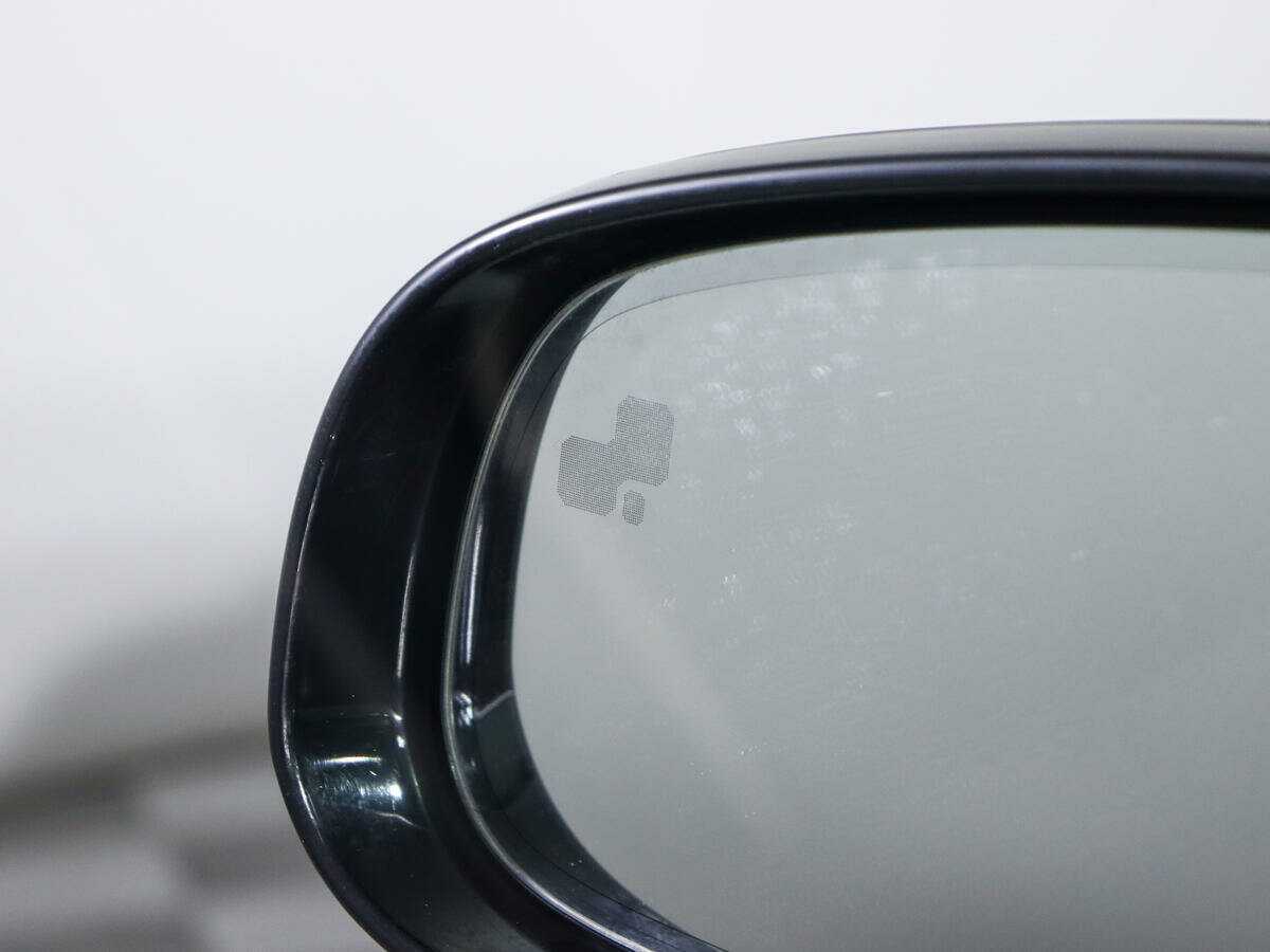 Jaguar XJ с пробегом — 2014 год. Фото: #19