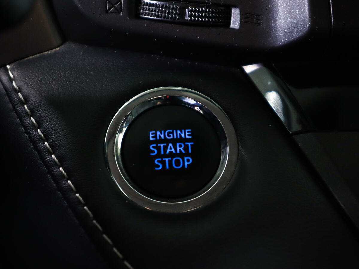 Toyota RAV4 с пробегом — 2019 год. Фото: #17