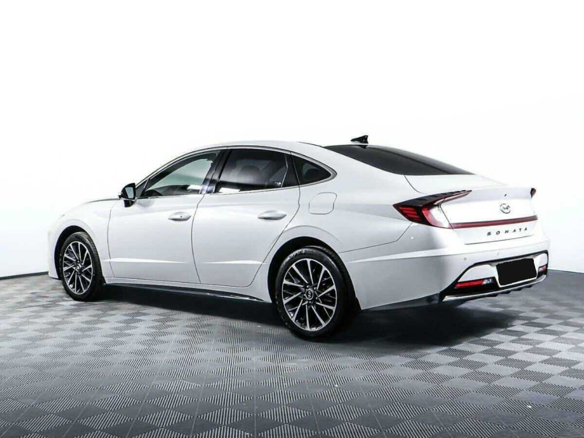 Hyundai Sonata с пробегом — 2020 год. Фото: #6