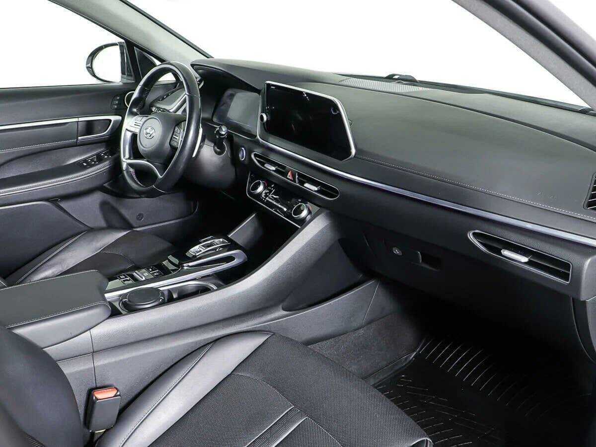 Hyundai Sonata с пробегом — 2020 год. Фото: #8
