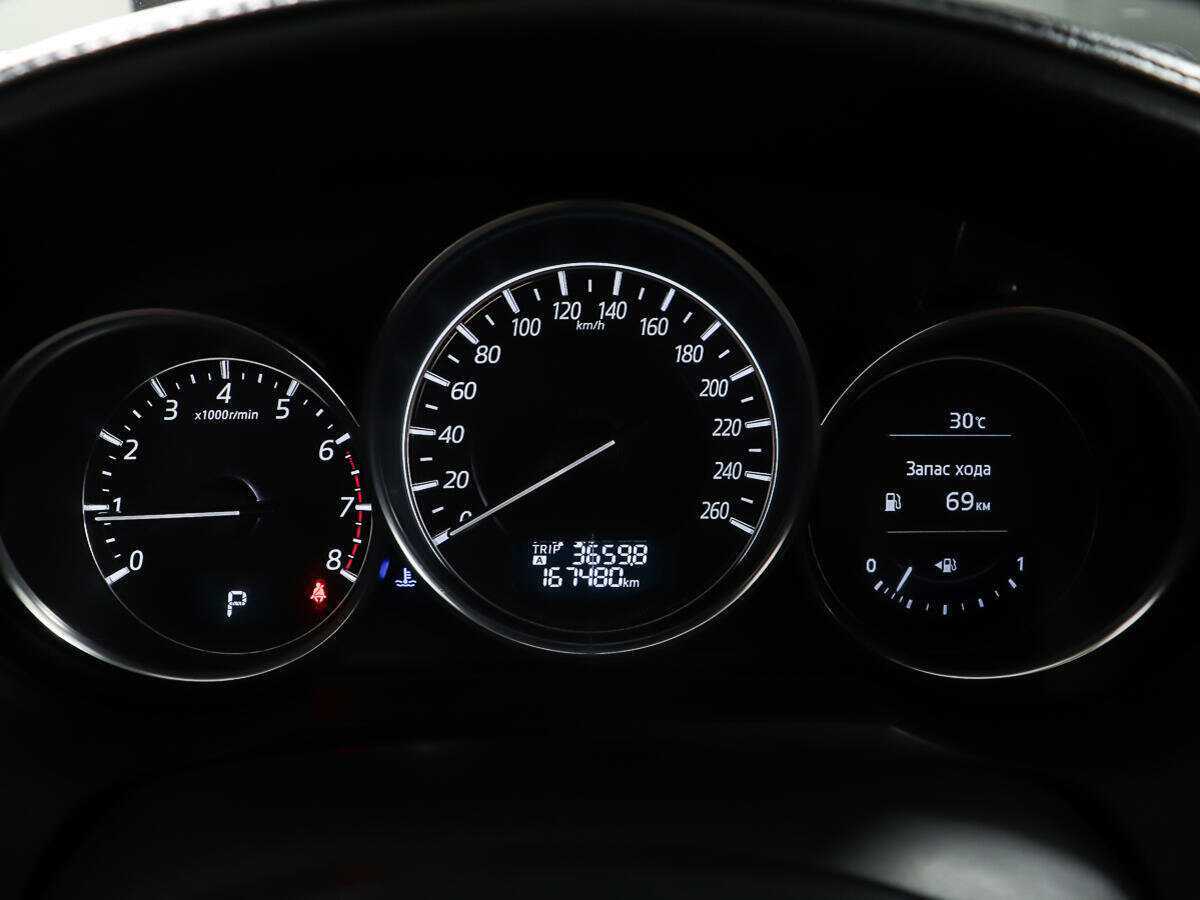 Mazda 6 с пробегом — 2015 год. Фото: #12