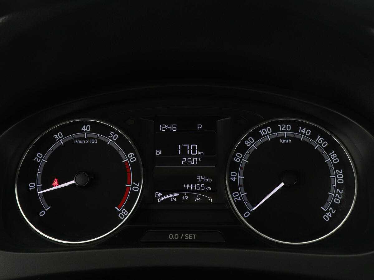 Skoda Rapid с пробегом — 2019 год. Фото: #7