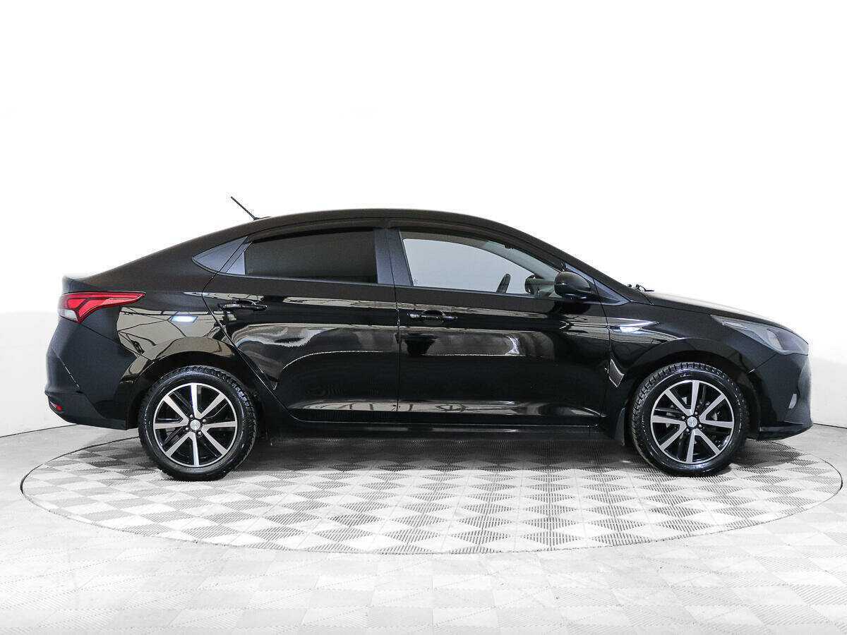 Hyundai Solaris с пробегом — 2021 год. Фото: #2