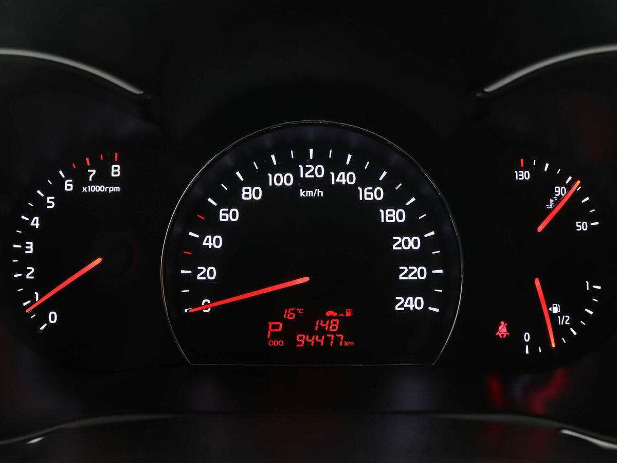 Kia Sorento с пробегом — 2013 год. Фото: #7