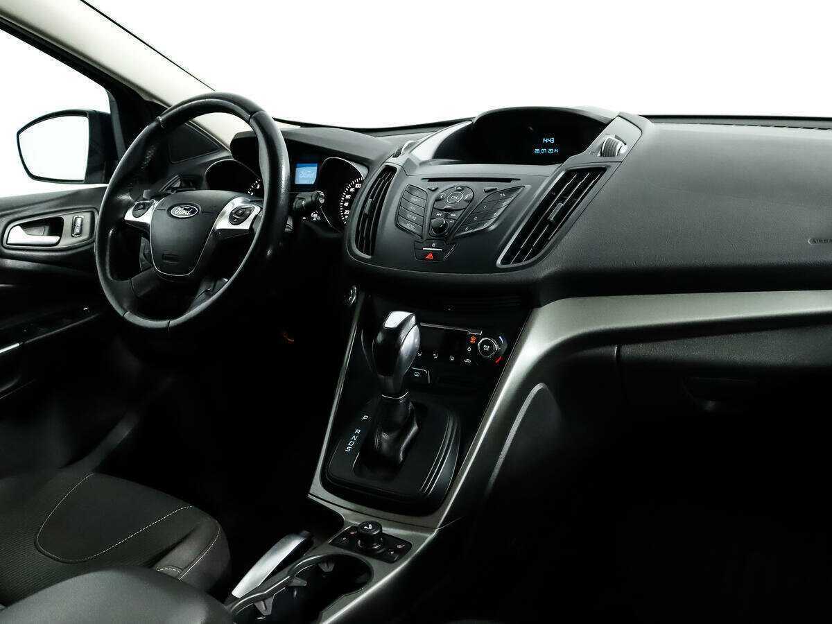 Ford Kuga с пробегом — 2014 год. Фото: #11