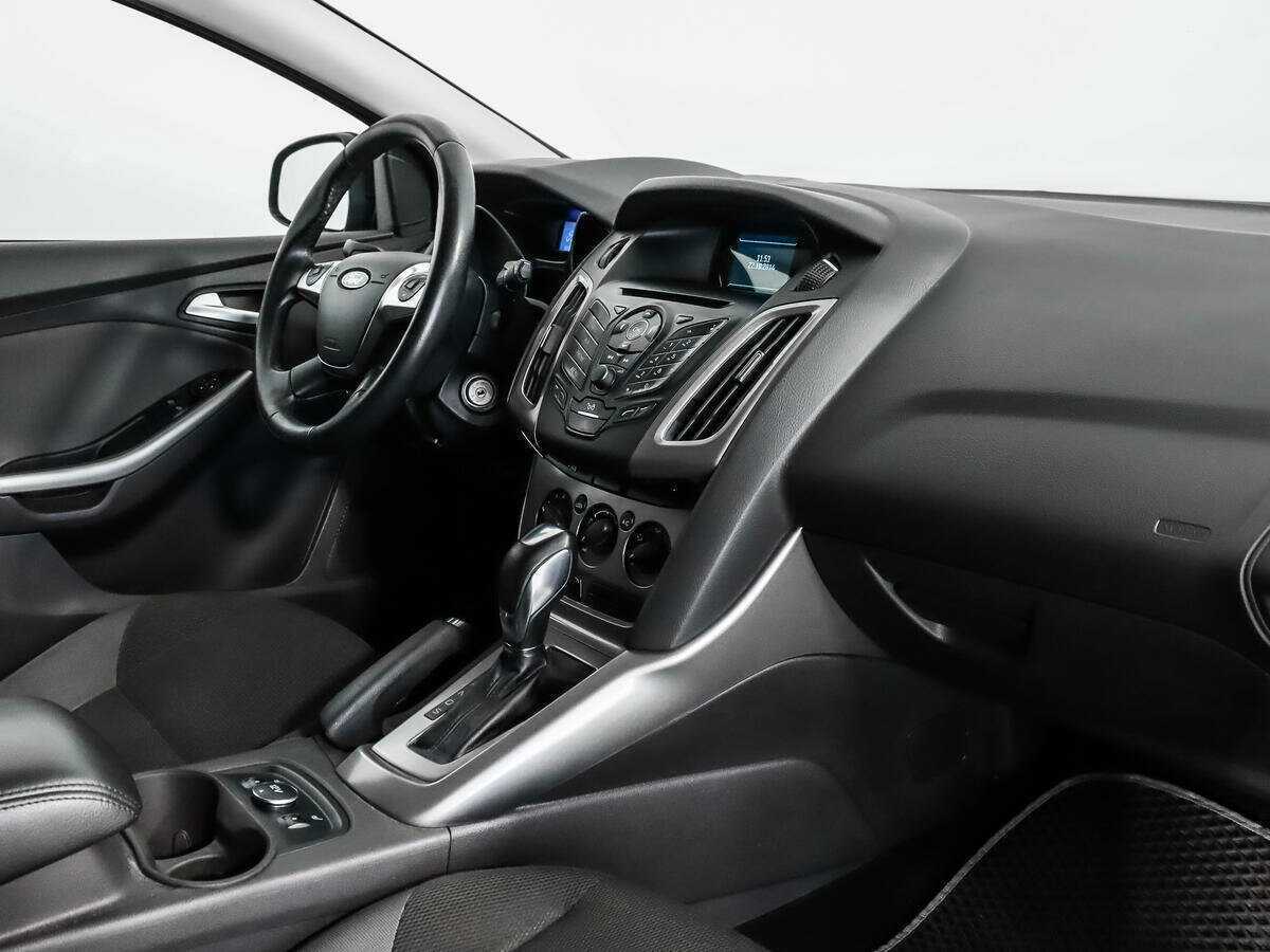 Ford Focus с пробегом — 2014 год. Фото: #9