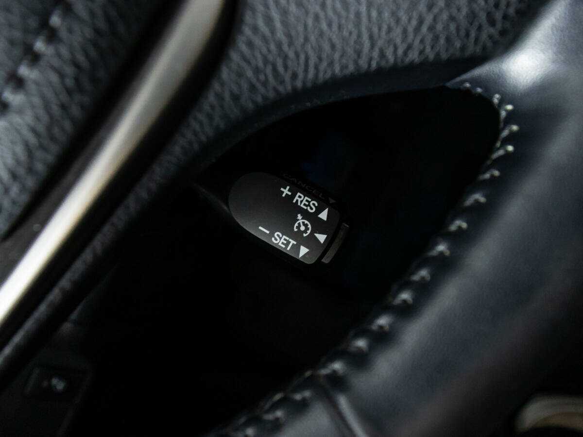 Toyota RAV4 с пробегом — 2018 год. Фото: #20