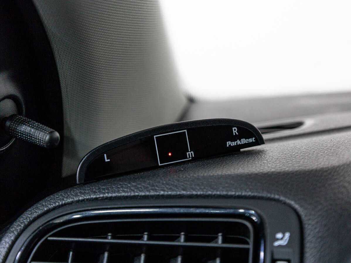 Volkswagen Polo с пробегом — 2015 год. Фото: #14