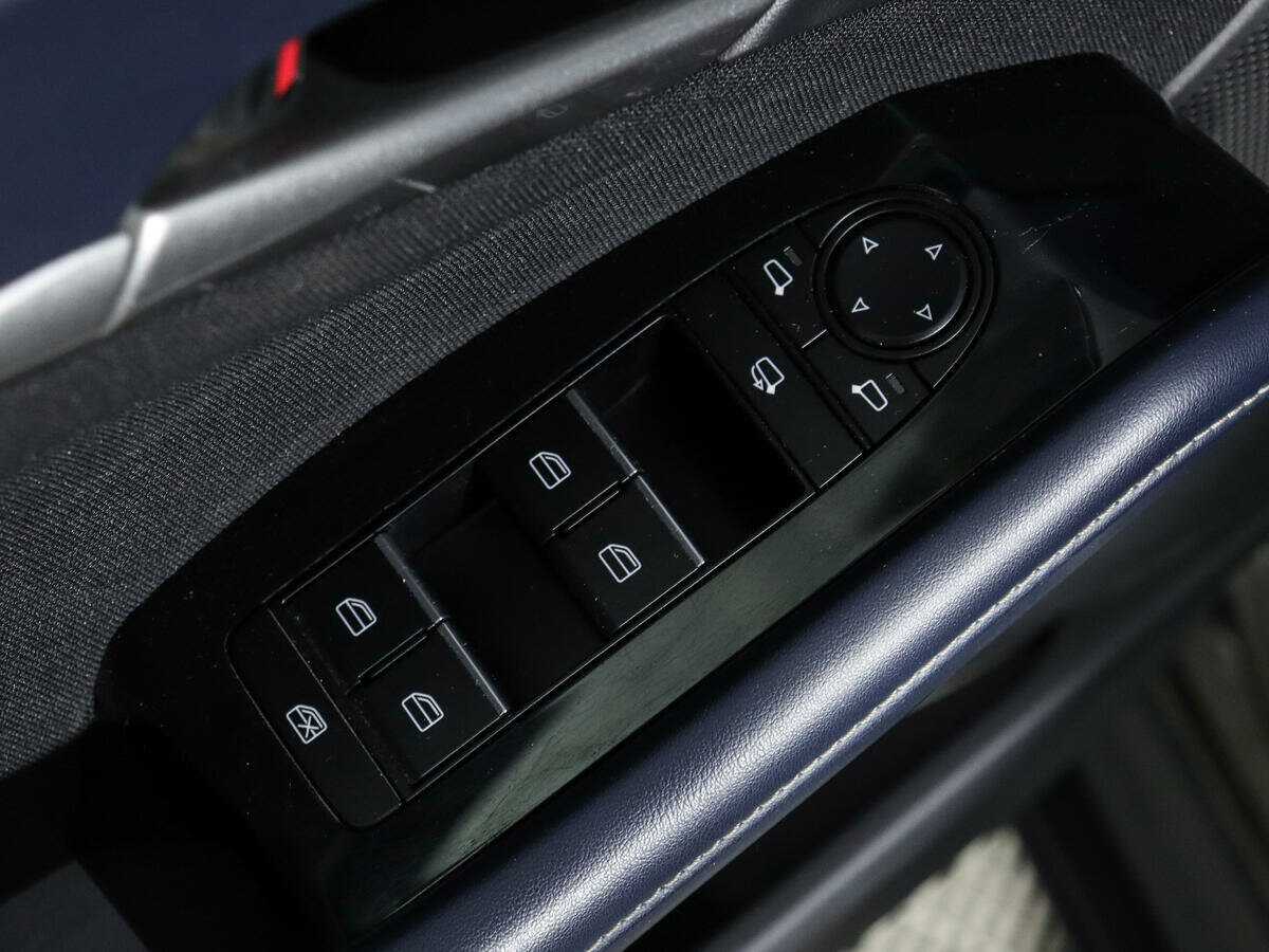 Mazda CX-30 с пробегом — 2021 год. Фото: #13