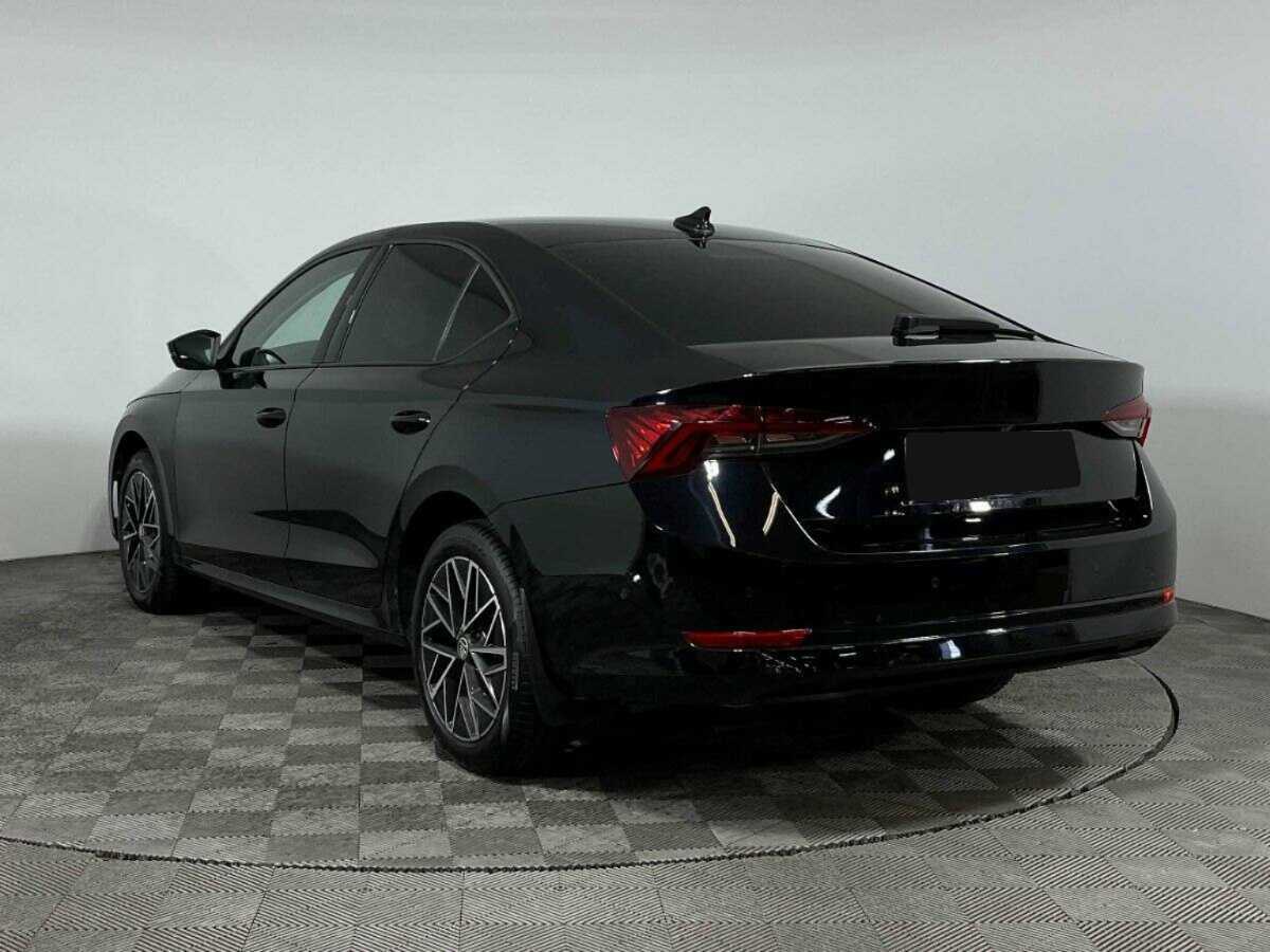 Skoda Octavia с пробегом — 2021 год. Фото: #5