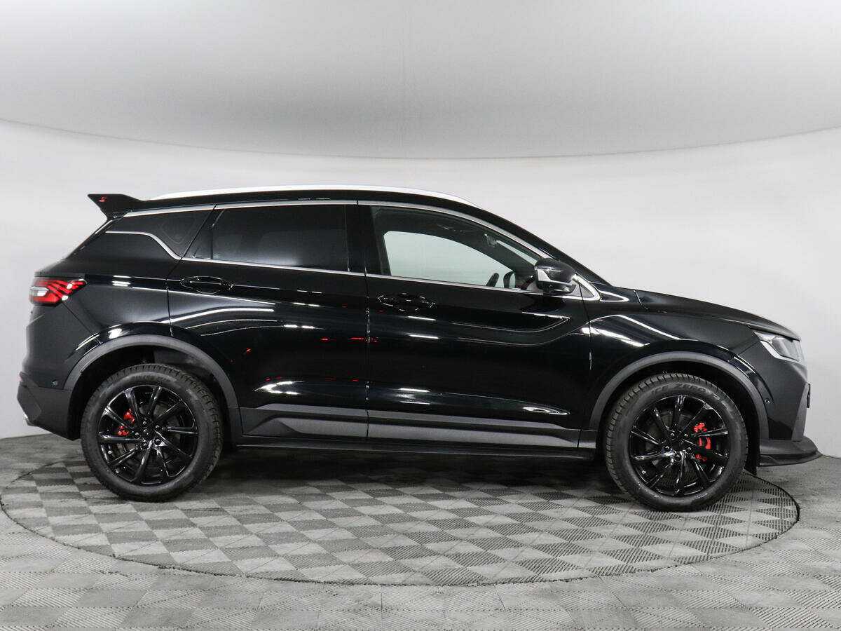 Geely Coolray с пробегом — 2022 год. Фото: #3