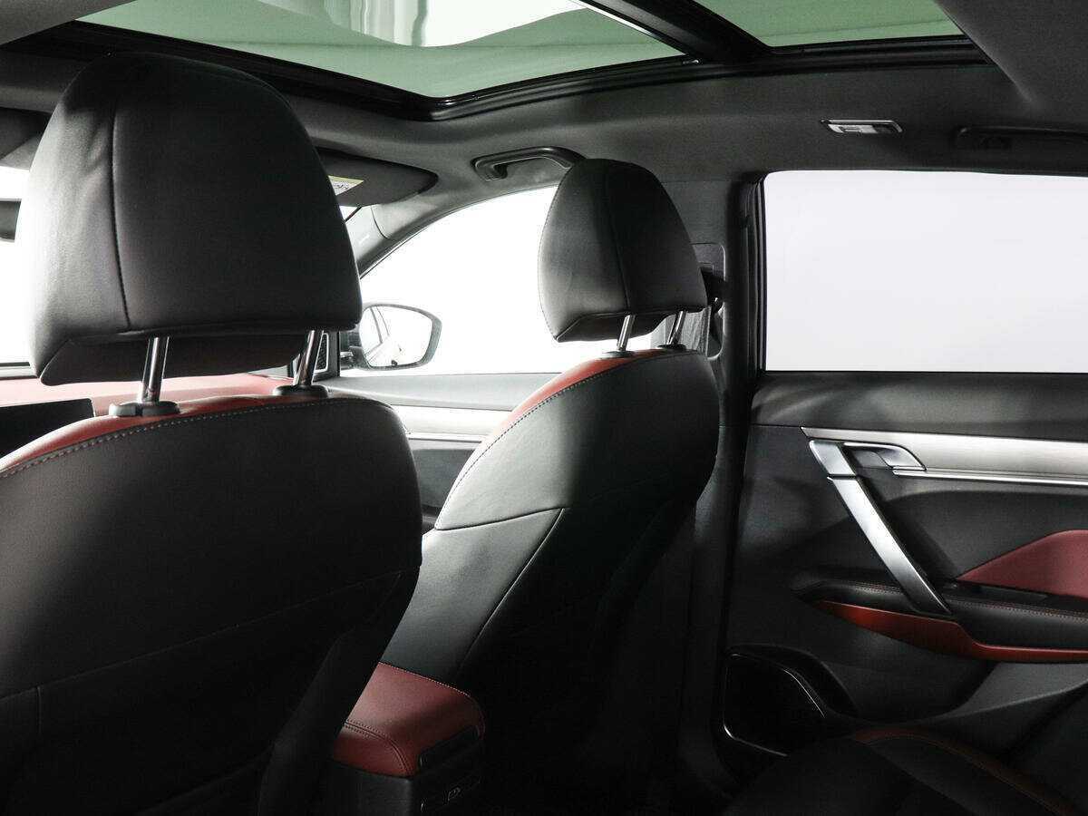 Geely Coolray с пробегом — 2022 год. Фото: #11