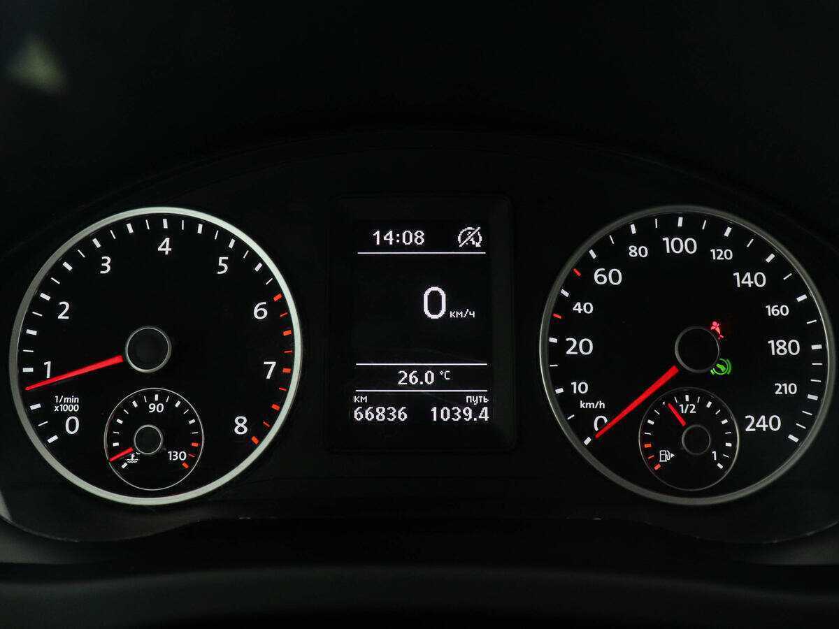 Volkswagen Tiguan с пробегом — 2016 год. Фото: #10