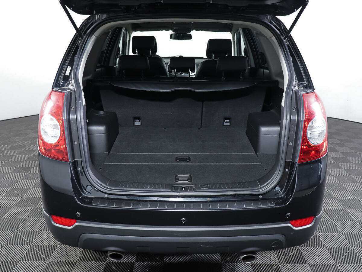 Chevrolet Captiva с пробегом — 2013 год. Фото: #8