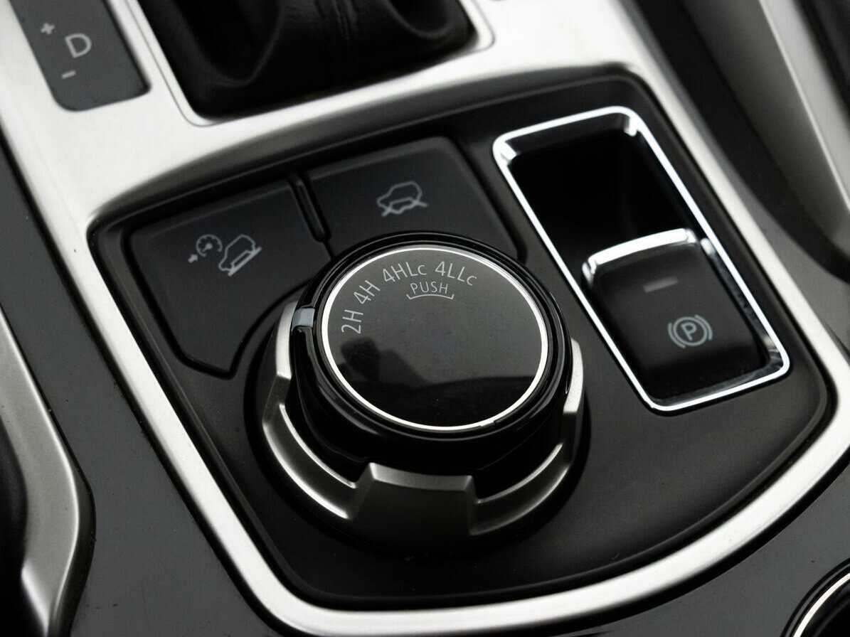 Mitsubishi Pajero Sport с пробегом — 2018 год. Фото: #14