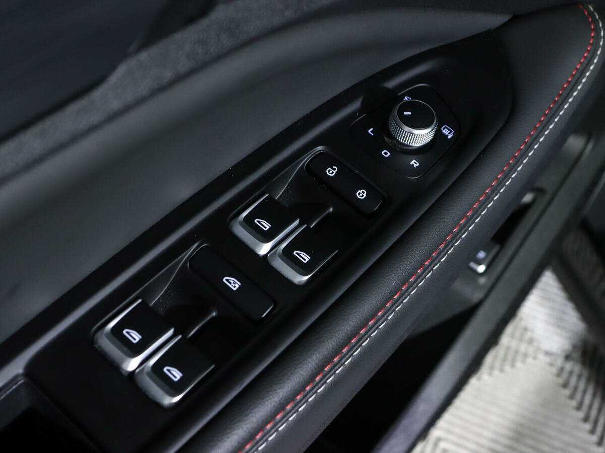 Geely Tugella с пробегом — 2022 год. Фото: #17