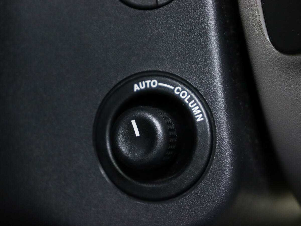 Jaguar XJ с пробегом — 2012 год. Фото: #18