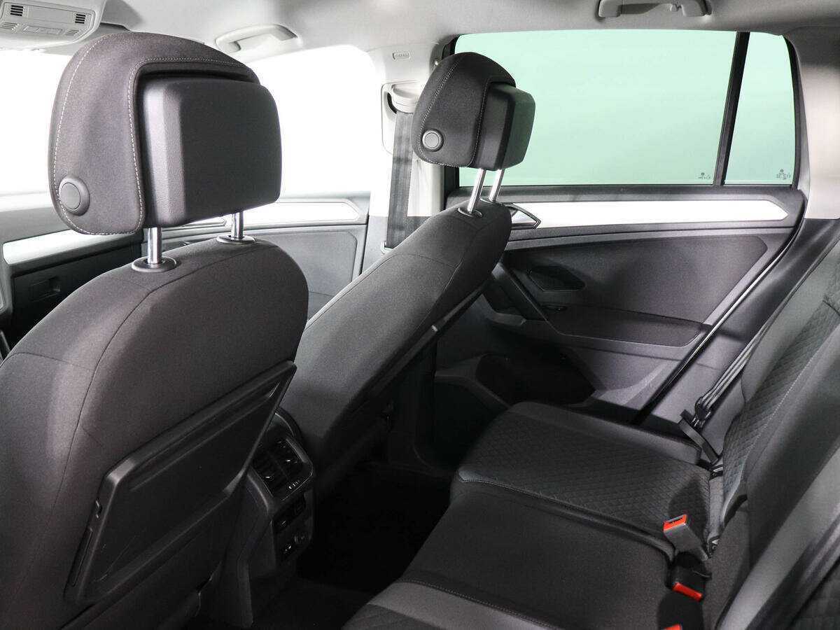 Volkswagen Tiguan с пробегом — 2019 год. Фото: #11