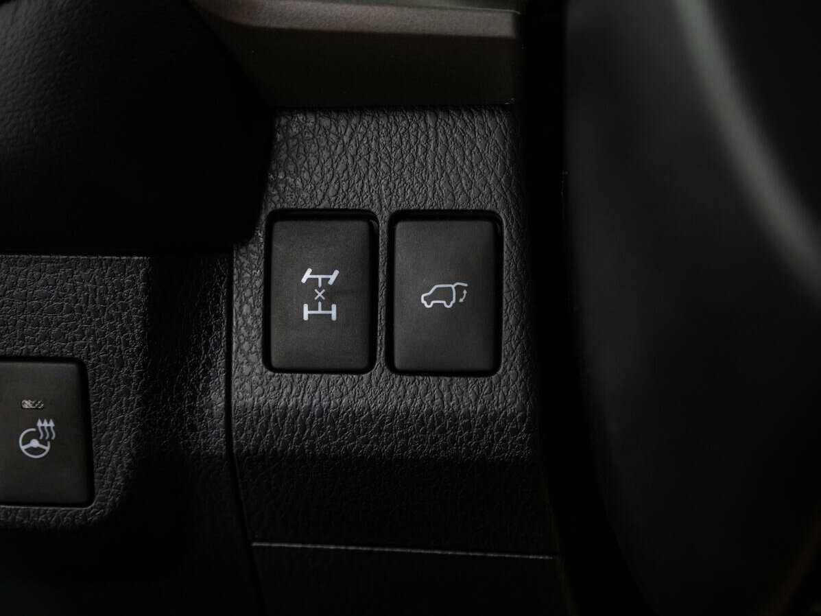 Toyota RAV4 с пробегом — 2016 год. Фото: #19