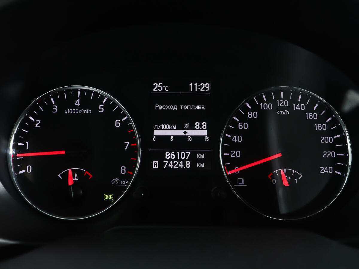 Nissan X-Trail с пробегом — 2013 год. Фото: #12