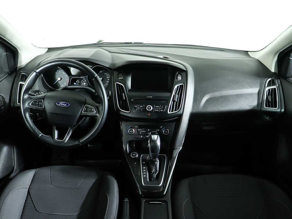 Ford Focus с пробегом — 2016 год. Фото: #9