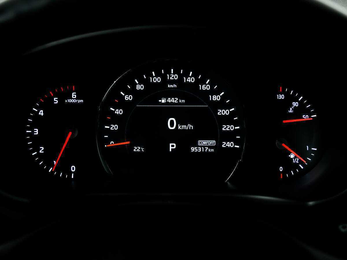 Kia Sorento с пробегом — 2018 год. Фото: #7