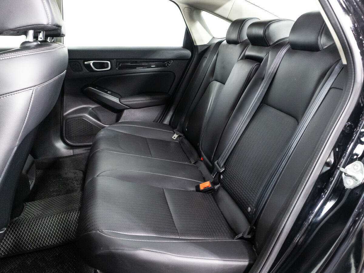 Honda Civic с пробегом — 2021 год. Фото: #9