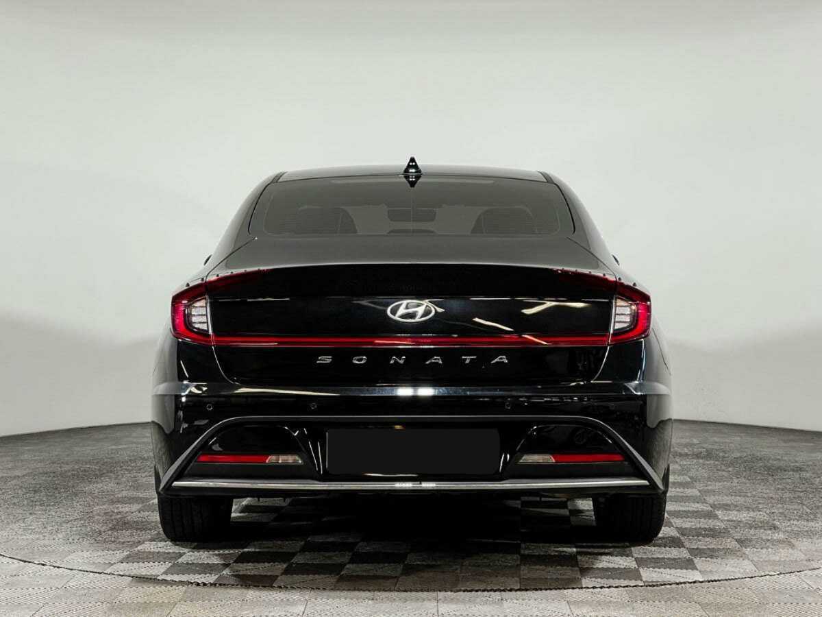 Hyundai Sonata с пробегом — 2021 год. Фото: #5
