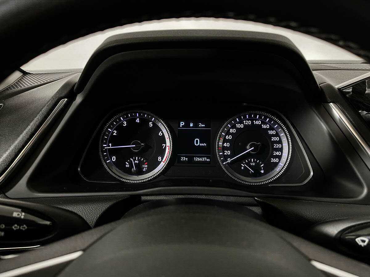 Hyundai Sonata с пробегом — 2021 год. Фото: #10